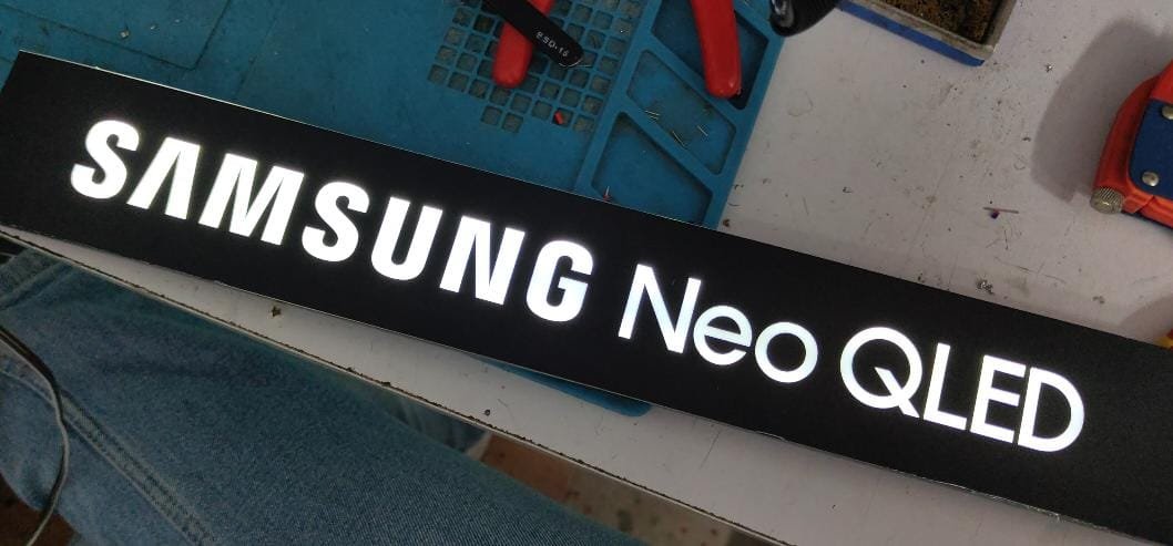 Samsung Smart Retail Display Lighting Module - full assembly